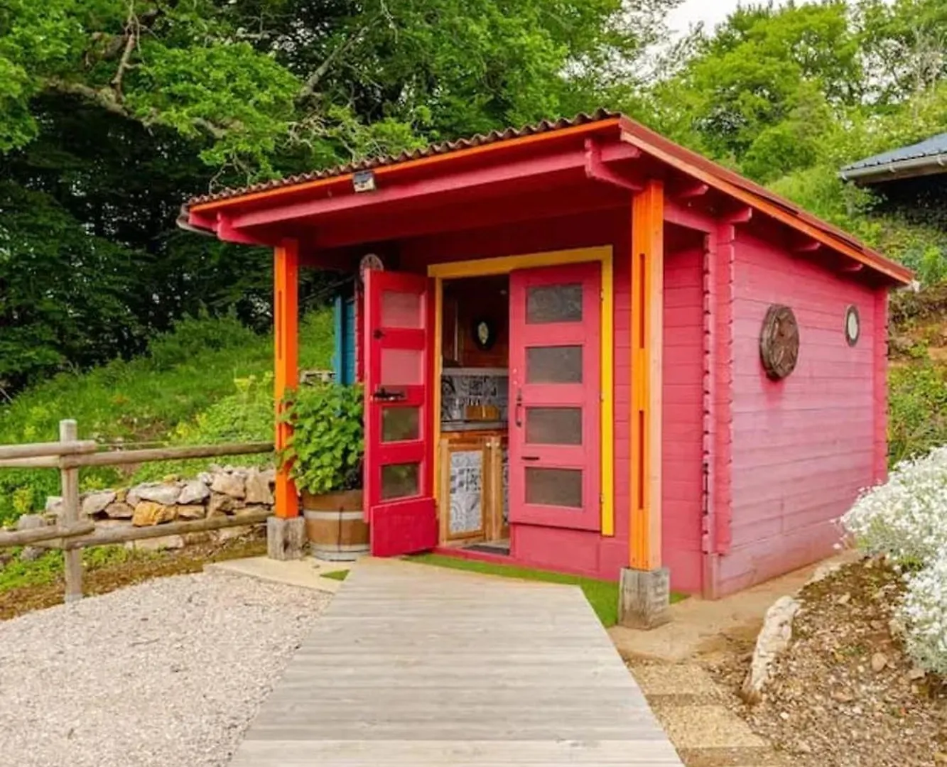 Maison Atypique Avec Vue Sur La Montagne A Montjoie-En-Couserans Holiday home